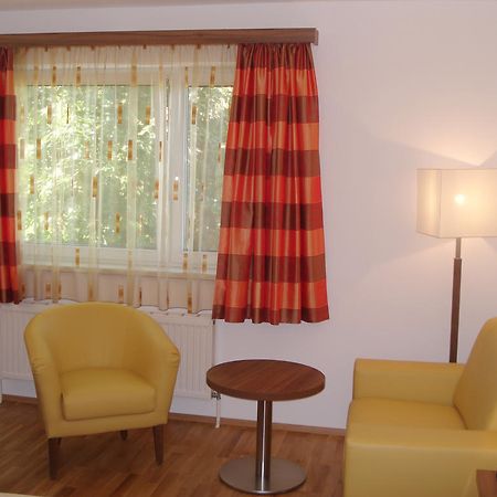 Hotel Almtalerhof Traun Kültér fotó