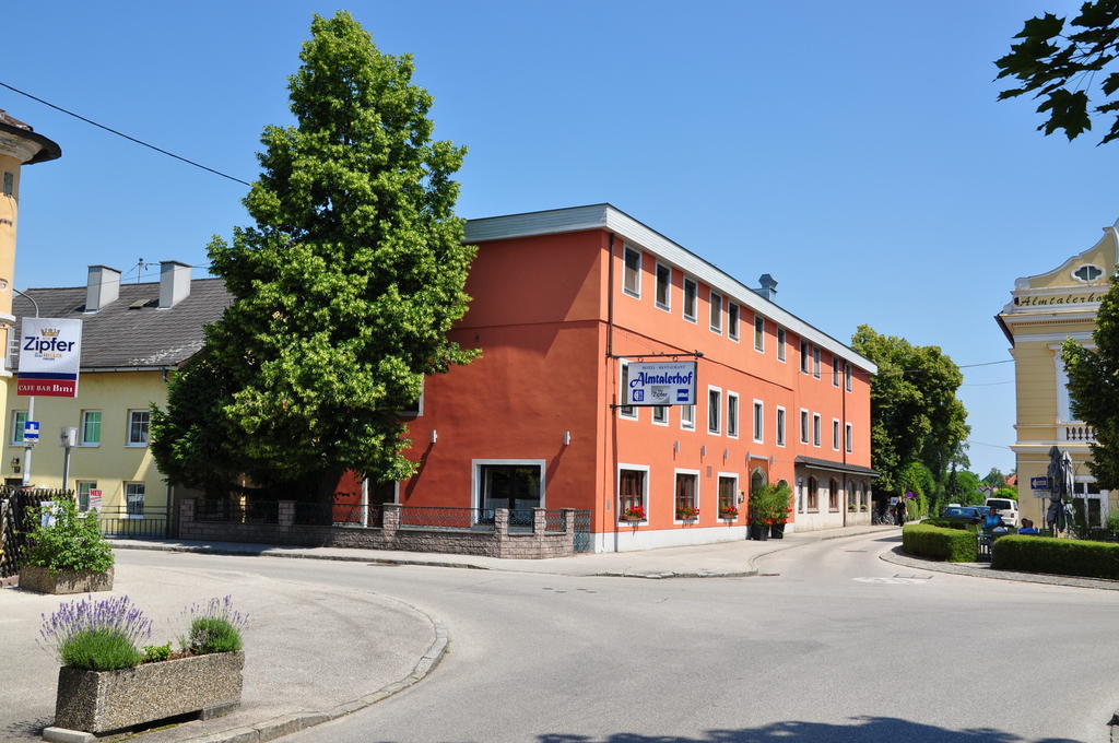 Hotel Almtalerhof Traun Kültér fotó