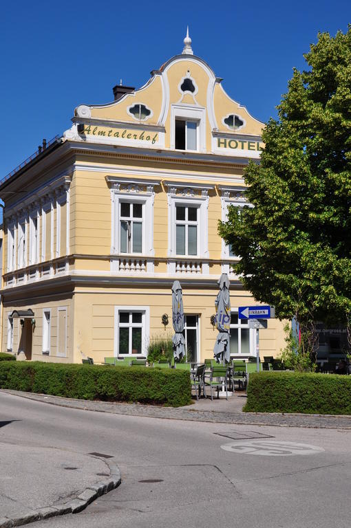 Hotel Almtalerhof Traun Kültér fotó