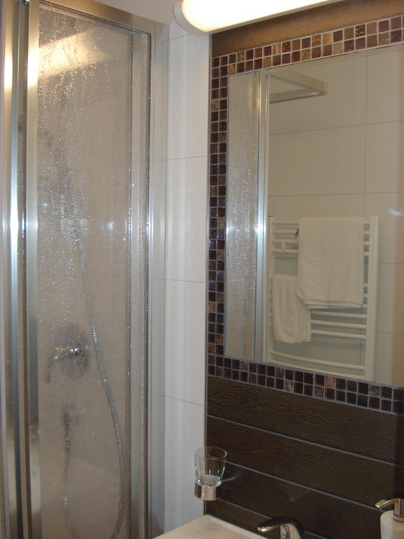 Hotel Almtalerhof Traun Kültér fotó